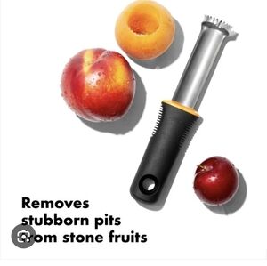 OXO Good Grips Peach Pitter NEW